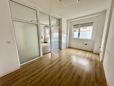 Spatiu comercial 85 mp inchiriere in Bloc de apartamente, Vrancea, Focsani, Ultracentral