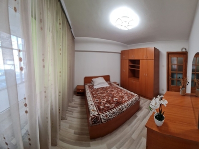 3 camere, mobilat, parcare, Rahova, Soseaua Alexandriei , nr 11