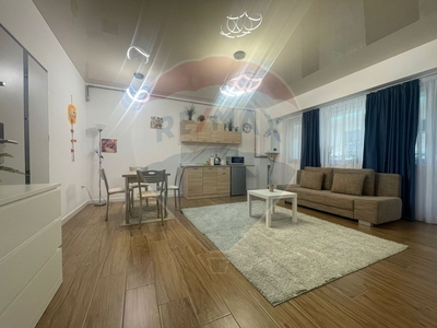 Apartament 2 camere vanzare in bloc de apartamente Constanta, Mamaia-Sat, Nord