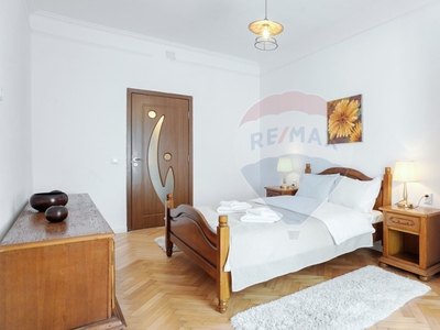 Apartament 2 camere vanzare in casă vilă Brasov, Centrul Istoric