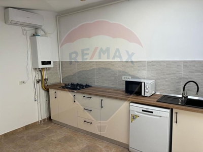 Apartament 3 camere inchiriere in bloc de apartamente Bucuresti, Gara de Nord