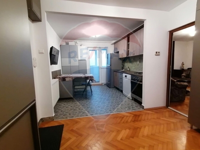 Apartament 3 camere inchiriere in bloc de apartamente Cluj-Napoca, Grigorescu