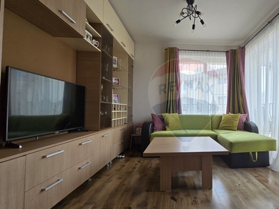 Apartament 3 camere vanzare in bloc de apartamente Cluj, Floresti