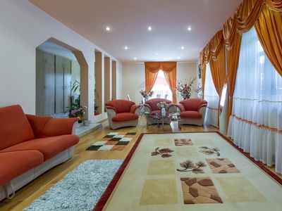 Casavila 6 camere vanzare in Bacau, Hemeius