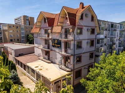 Hotelpensiune 9 camere vanzare in Hunedoara, Deva, Astoria