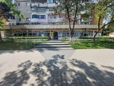 Spatiu comercial 495 mp inchiriere in Stradal, Bacau, Onesti, Central