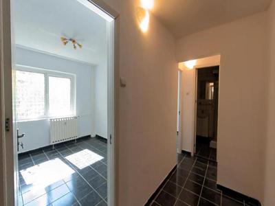 Vanzare Apartament 4 camere Decebal