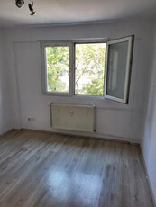 APARTAMENT 2 CAMERE - ETAJ 2 - METROU 1 DECEMBRIE ( 5 MINUTE