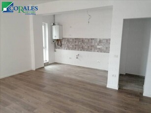 Apartament 2 camere foarte spatios. Zona excelenta.