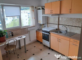 Apartament 2 camere zona Florilor