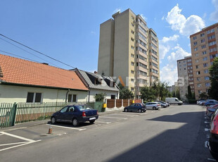 Apartament 3 camere cu boxa zona Grivitei