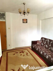 Apartament 3 camere - ETAJ INTERMEDIAR - ZONA LACUL TEI