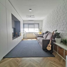 Apartament 3 camere , finisat si utilat modern+parcare