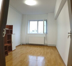 Apartament 4 camere