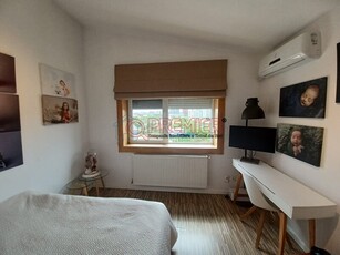 Apartament 4 camere Aparatorii Patriei Metrou