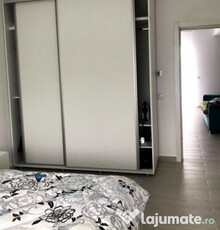 Apartament cu 2 camere decomandat 1 Decembrie