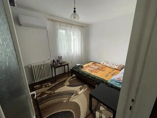 Apartament cu 2 camere, etajul 3/10, zona Podu Ros