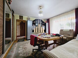 Apartament cu 3 camere Cetate, etajul 1