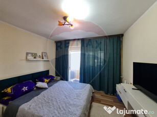 Apartament cu 3 camere la etajul 2 de vanzare