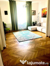 Apartament cu 3 camere renovat si cu parcare