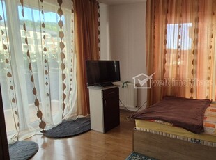 Apartament cu doua camere, finisat, strada Eroilor, Floresti