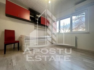 Apartament cu o camera, centrala proprie, zona Dambovita