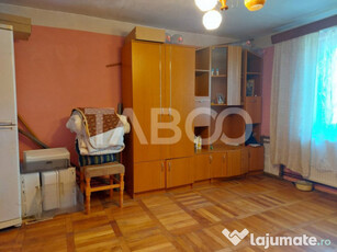 Apartament la casa 2 camere 41 mpu si 152 mp gradina 1 vecin