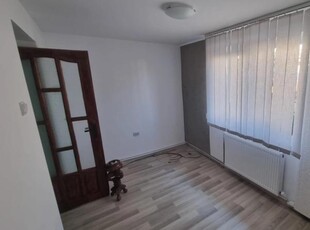 Casa, 3 camere , 68 mp, Podu Ros, de inchiriat, Pizzeria Alila, Cod 156146