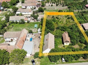 Casa Demolabila Cu Teren 2948 mp In Becicherecu Mic,Vatra Veche,Asfalt,Fs 38m