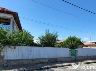 Casa si teren (570m2) in zona centrala Tulcea