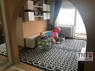 Inchiriere Apartament Nicolina 3 Camere