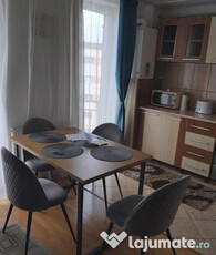 Inchiriez apartament cu 2 camere parter zona Piata Victoriei- Titulesc