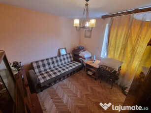 Piata Brotacei-apartament 2 camere decomandat -circular l...