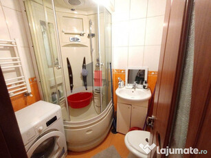 Vânzare apartament 3 camere Uioara-Huedin