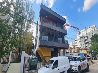 Apartament 3 camere vanzare in bloc de apartamente Bucuresti, Kiseleff