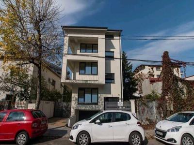 Apartament 4 camere - 120 mp utili , et 1/2 - Bdul Ion Mihalache(1 Mai)