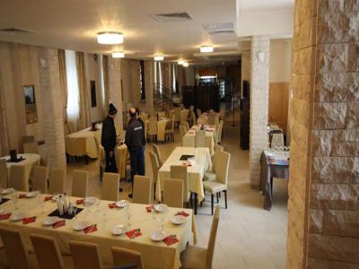 Spatiu de birouri / Hotel