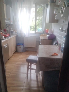 Apartament 3 camere etaj 3 din 4