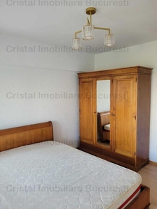Inchiriez apartament 3 camere in zona Alba Iulia
