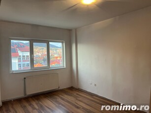 Apartament 2 camere,Victoriei zona Universității de Nord