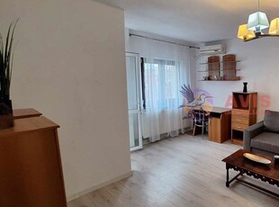 Apartament 3 camere de inchiriat zona 1 Mai