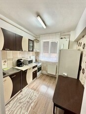 Apartament cu 2 camere in zona Carierei