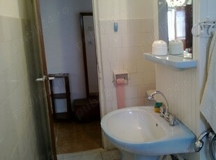 apartament de inchiriat