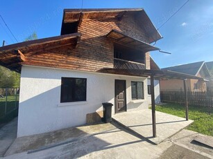 Breaza Prahova str. Armata Poporului, vanzare Casa 4 camere,