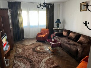 Închiriez apartament 2 camere