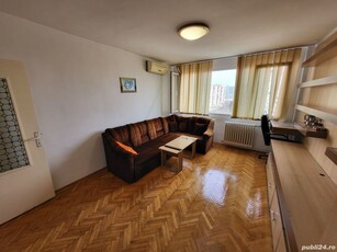 Inchiriez apartament mobilat doua camere, zona centrala, str Gheorghe Lazar etaj intermediar