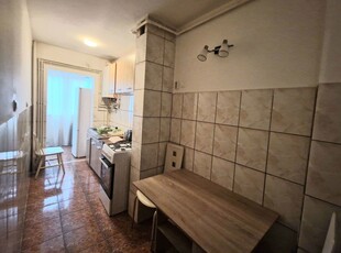 Închiriez PE TERMEN SCURT. apartament cu o camera situa