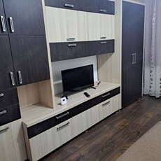 Se oferă spre închiriere apartament cu o camera