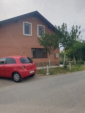 Vand casă în vatra satului Sacalaz