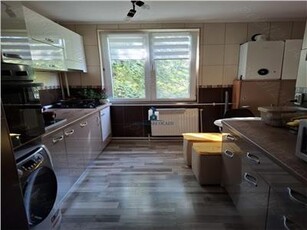 Vanzare Apartament 4 Camere Decomandat BerceniIzvorul Crisului